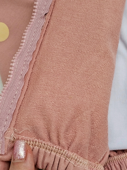 سه تیکه دخترانه کارولین - تصویر 7