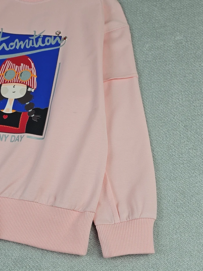 بلوز تک دخترانه کلاه به سر - تصویر 4