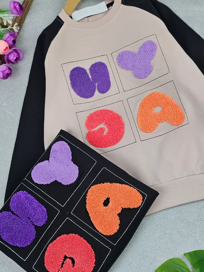 بلوز دخترانه چاپی ای - تصویر 4