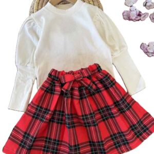 بلوز و دامن آیلار