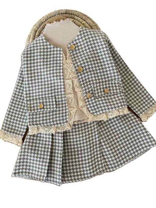 سه تیکه دخترانه بیرونی نبات