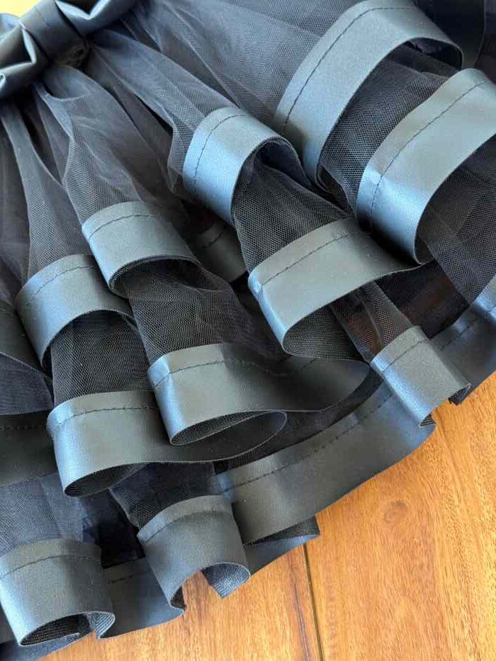 دامن تور دخترانه لبه چرم - تصویر 3