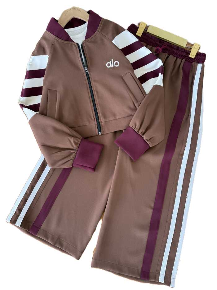 سه تیکه دخترانه بیرونی طنین