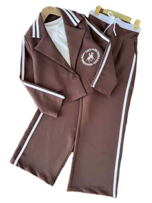 سه تیکه دخترانه بیرونی