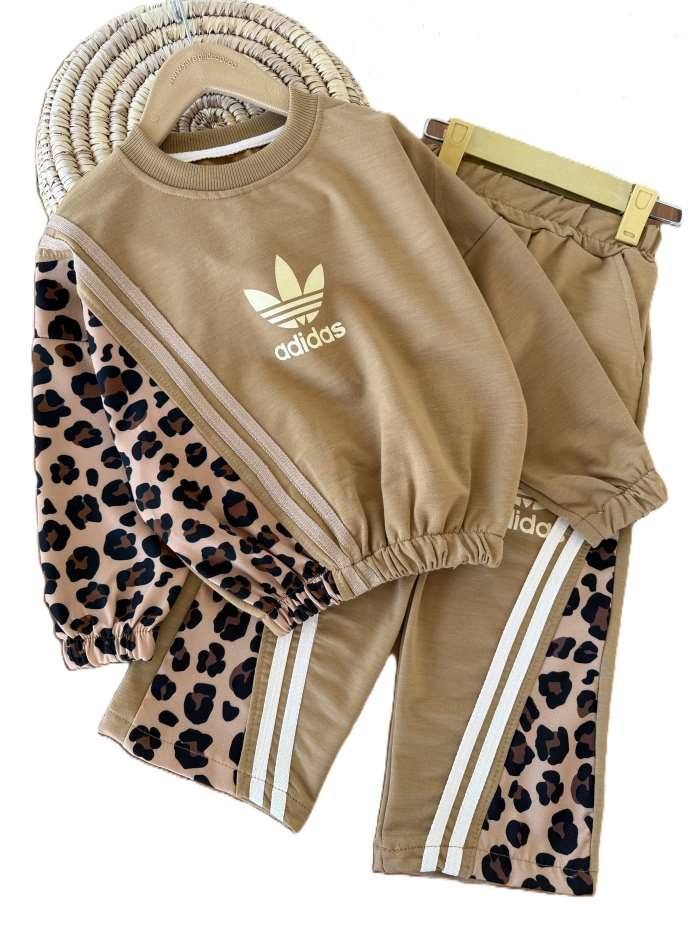 کراپ و شلوار پنبه گلکسی دخترانه addidas - تصویر 4
