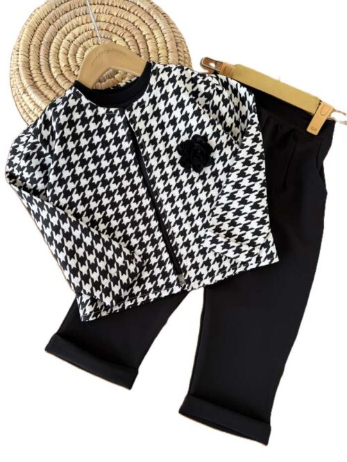 سه تیکه دخترانه بیرونی نوا