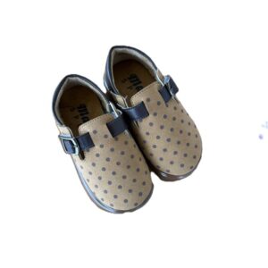 کفش خال خالی