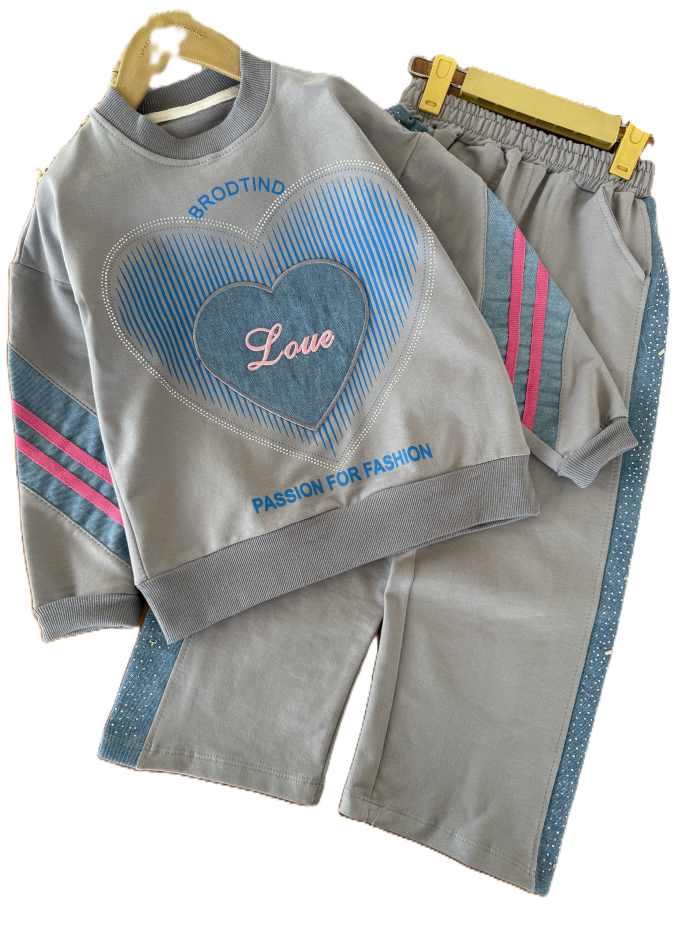 بلوز و شلوار دورس دخترانه love - تصویر 3